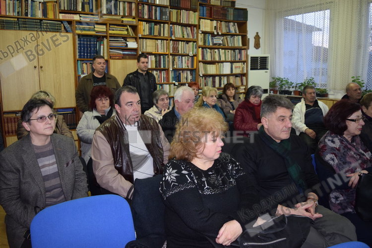 Арменската общност в Кърджали празнува Рождество Христово