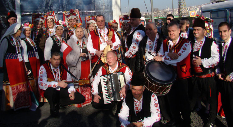 Ансамбъл „Китна Тракия“ с концерт за откриването на Желязната църква в Истанбул