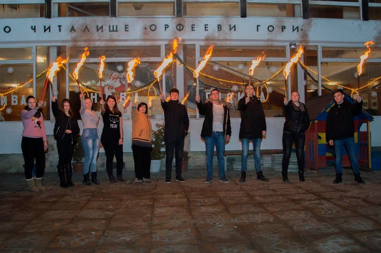 99 години театър"Изгрев" честваха читалищните дейци в Райково, снимките са авторство на Красимира Георгиева