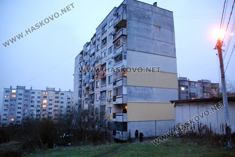 Блок 40 в Орфей тъне в боклуци, глобата до 5000 лева