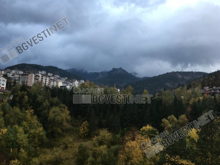 Облачно и меко, последен  ден с пролетни температури