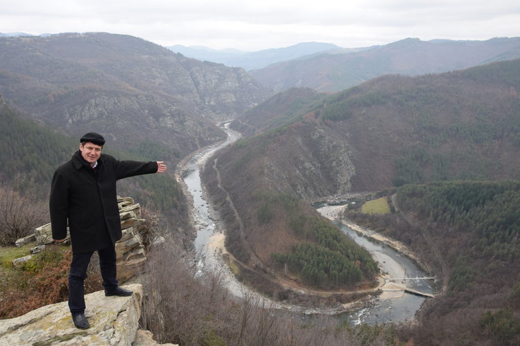 Меандрите на река Арда край Русалско и Любино красотата, която разтапя сърцата