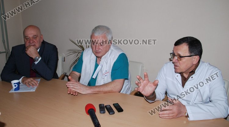 Протестиращите в болницата: Ако не се вземат мерки, общинското здравеопазване е обречено!