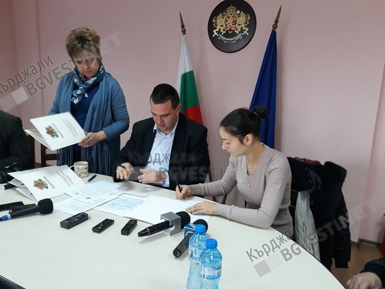 Рекордните 20 000 лева събра кампанията „Да подарим надежда за Коледа“в Кърджали