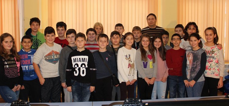 Проект „Млад радиолюбител“ стартира ОУ "Алеко Константинов"