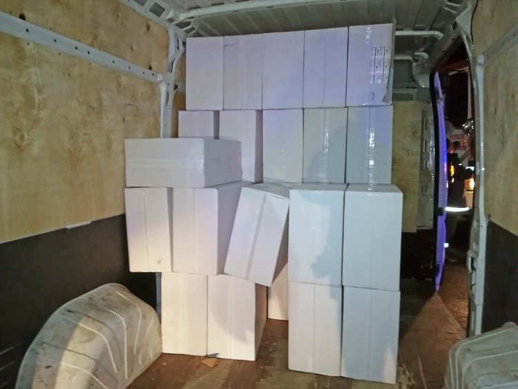 Белезници за трафикант на цигари след гонка и престрелка 