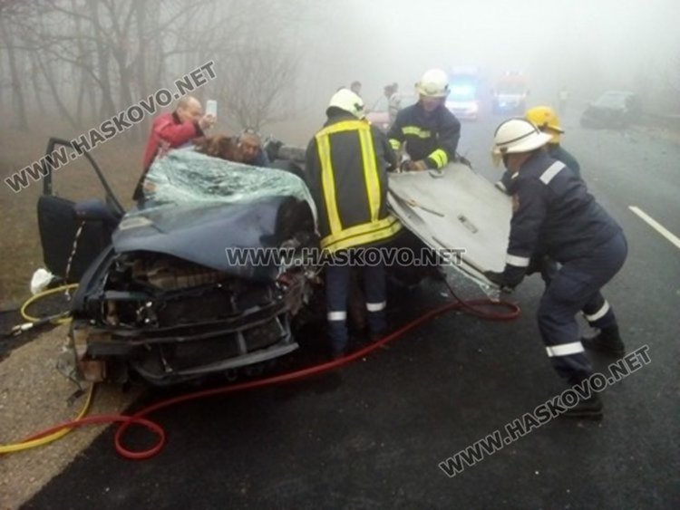 Търсят кръводарители за пострадалите момичета в катастрофата