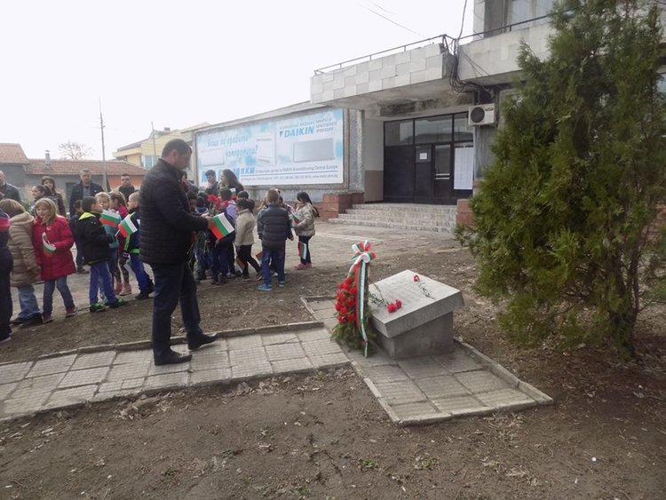 Плочата на ген. Гурко в Дебър