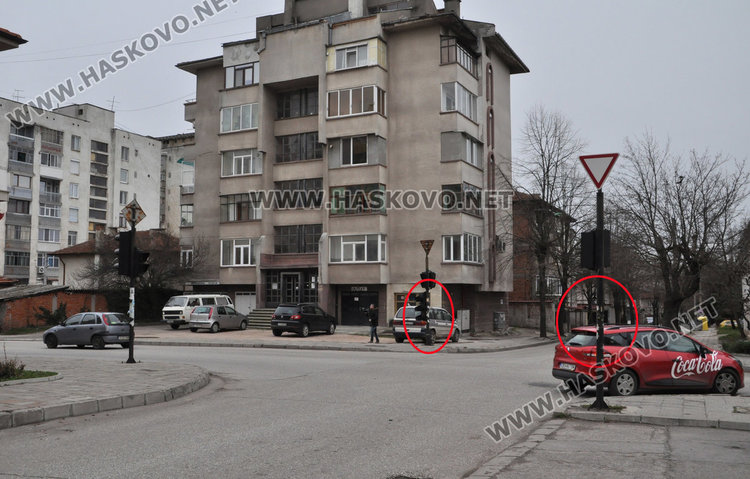 Вятър с 60 км/ч  изтръгна светофар