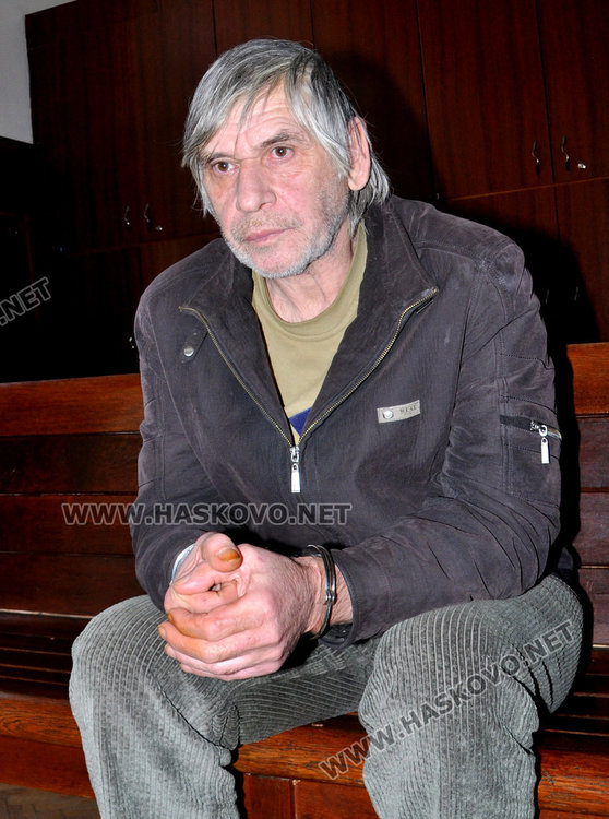 Пребилият до смърт жена си остава в ареста