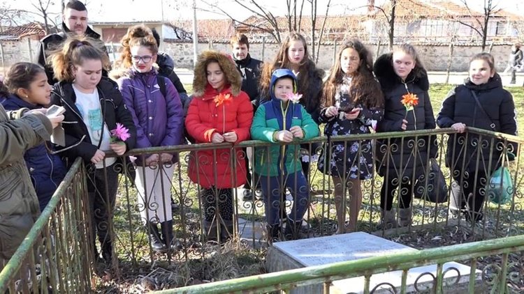 Отбелязаха 140 години от освобождението на Искра