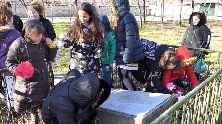 Отбелязаха 140 години от освобождението на Искра