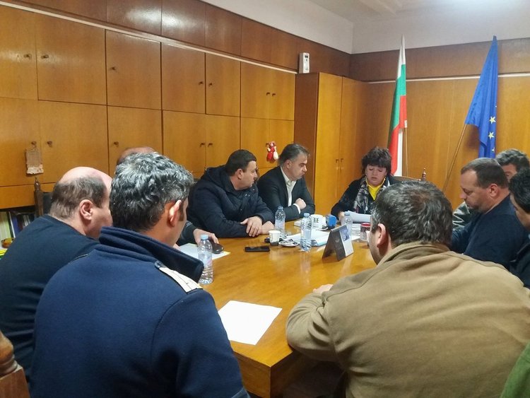 Бурният вятър наложи обявяване на бедствено положение в Община Смолян