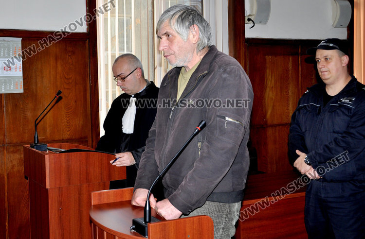 Пребилият до смърт жена си остава в ареста