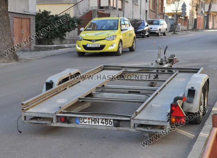 Хасковлийка: ремарке запречи улица пред детска градина