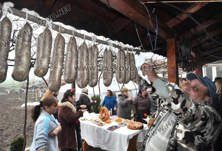 Двойно отпразнуваха Бабинден в Узунджово