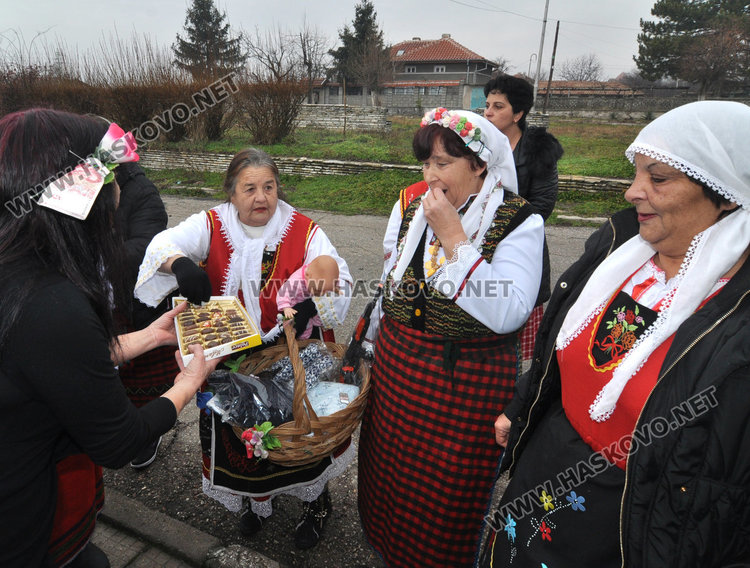 Двойно отпразнуваха Бабинден в Узунджово