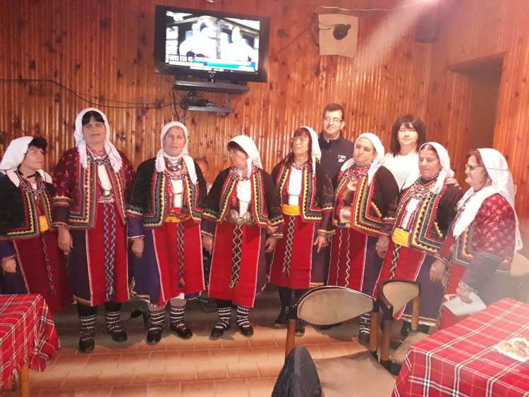 Евродепутатът Асим Адемов на обиколка в областта 