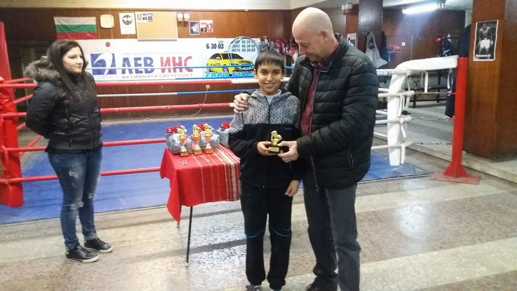 Боксов клуб "Спартак" отличи изявените си спортисти