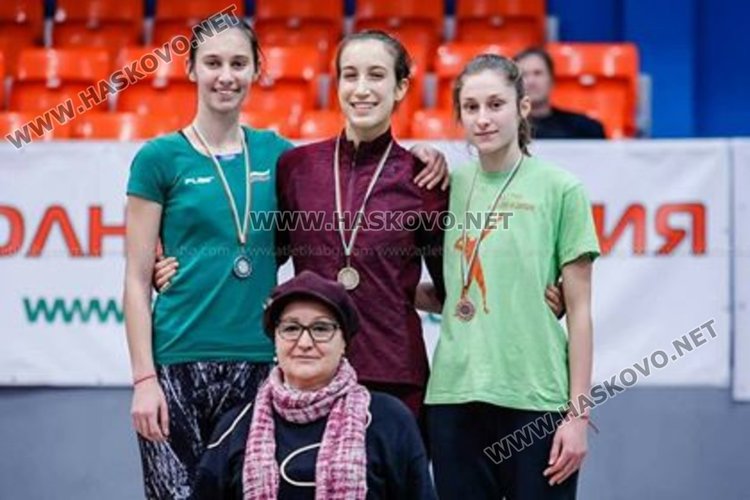 Лекоатлетка от Хасково стана вицешампион на 400 м с фланелка на пловдивски тим