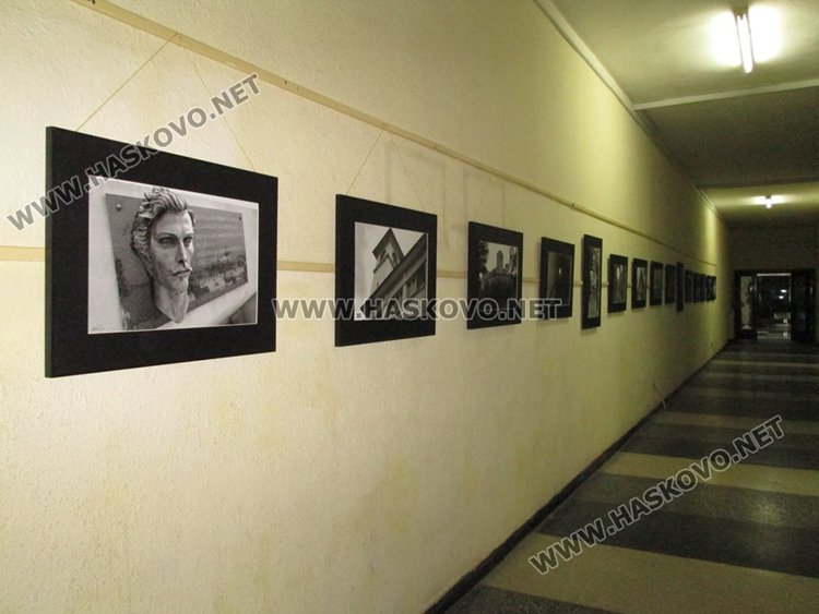 Изложба в Младежкия разказва за духовното присъствие на Унгария в България