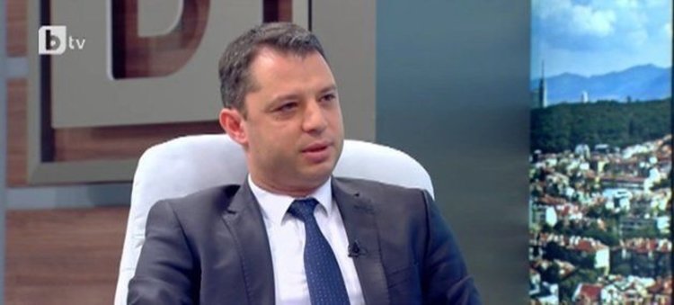 Нова схватка Делян Добрев - Елена Йончева, тя в БНТ, той в bTV 