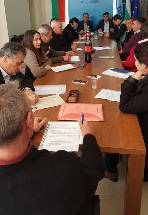 Обсъждат проектобюджета за  2018г. по селата на Община Кърджали