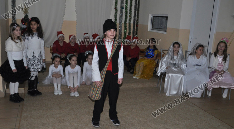 Децата на „Смирненски“: Помнете добрите неща от всяка година