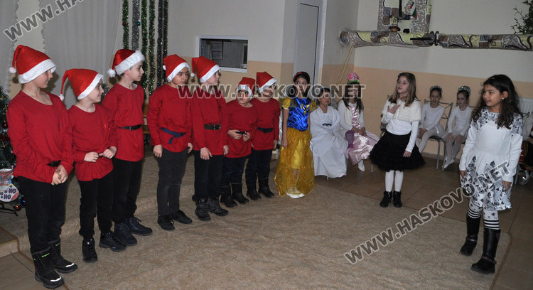 Децата на „Смирненски“: Помнете добрите неща от всяка година