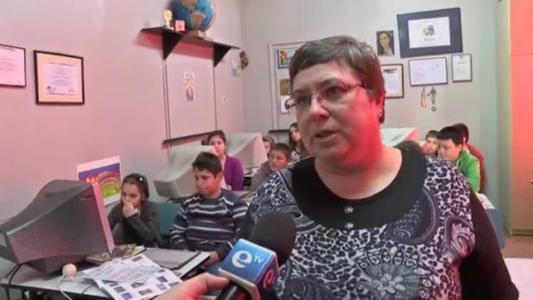 Хасковски компютърни художници с три плакета и диплом от Индия