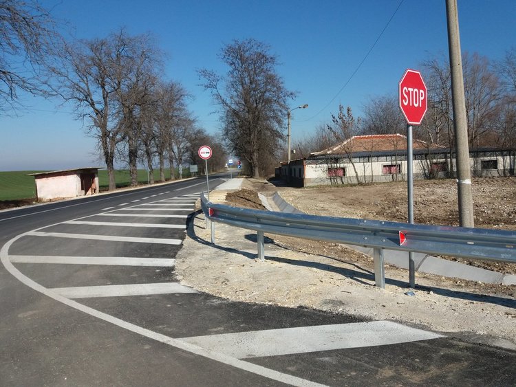 Поройненският мост е готов, но не е открит