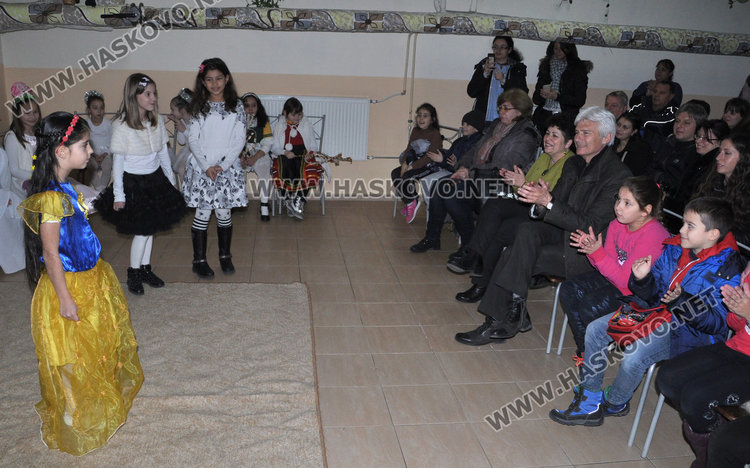 Децата на „Смирненски“: Помнете добрите неща от всяка година