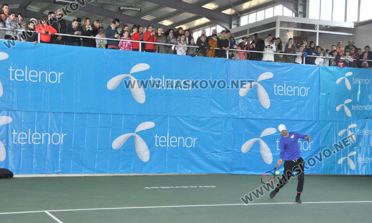 Григор с открит урок по тенис за деца, еуфория в Кенана