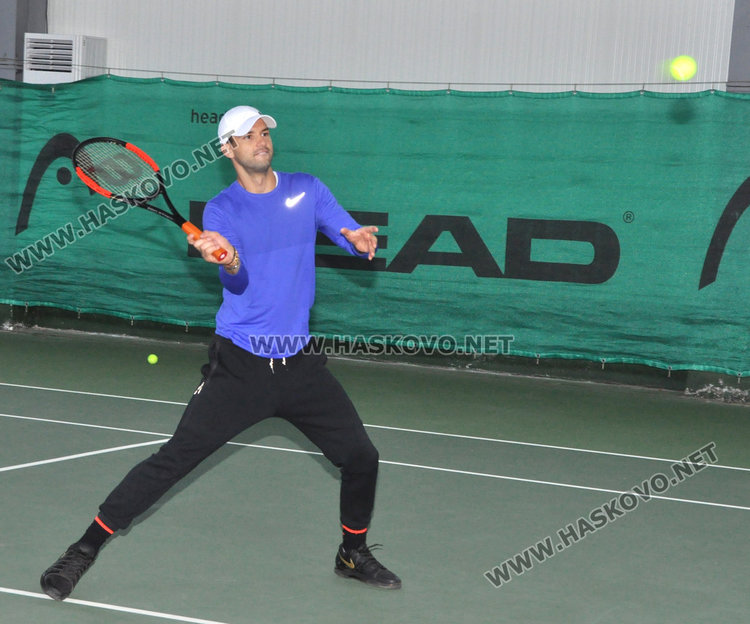 Григор с открит урок по тенис за деца, еуфория в Кенана