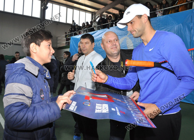 Григор с открит урок по тенис за деца, еуфория в Кенана