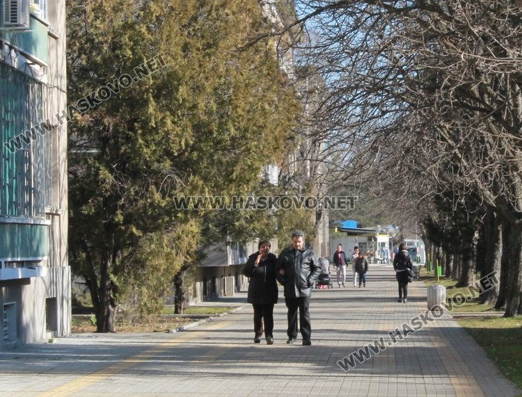 Пролетно време радва димитровградмани днес