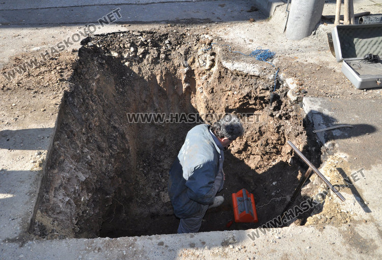 Блокираха улица „Георги Кирков“, от ВиК търсят авария