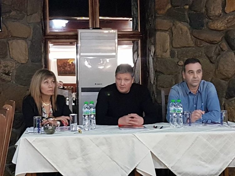 Снимки: Фейсбук страница "Любослав ПЕНЕВ - Президент на БФС, в името на България"