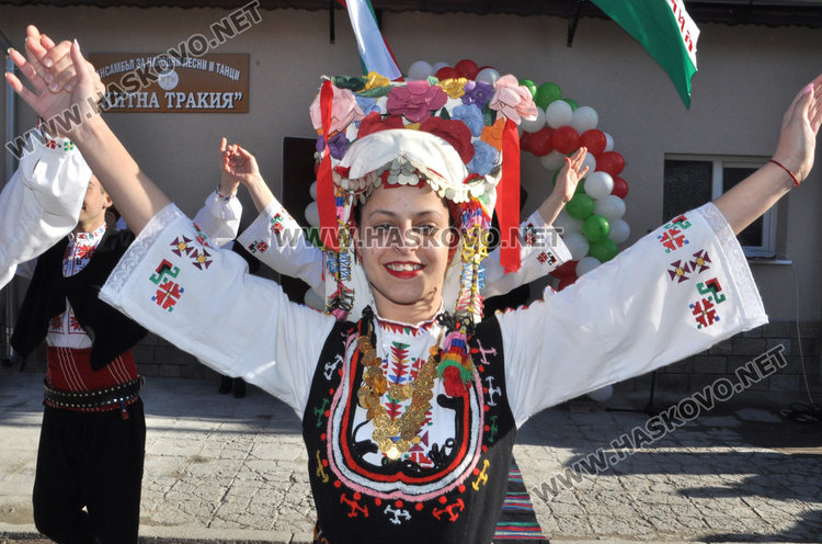 Откриха с водосвет ремонтираната зала на “Китна Тракия”