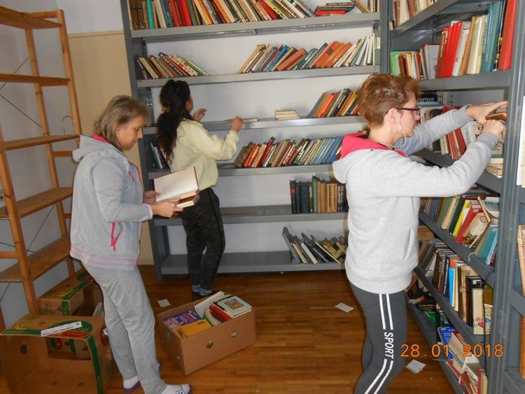 Книжният фонд на БКИ беше предоставен за подборна читалищните дейци