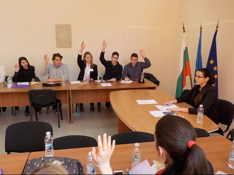 Ерай Шакир отново делегат в Европейския ученически парламент