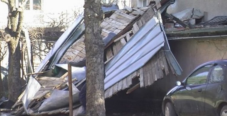 Щети за стотици хиляди след бурята във Враца