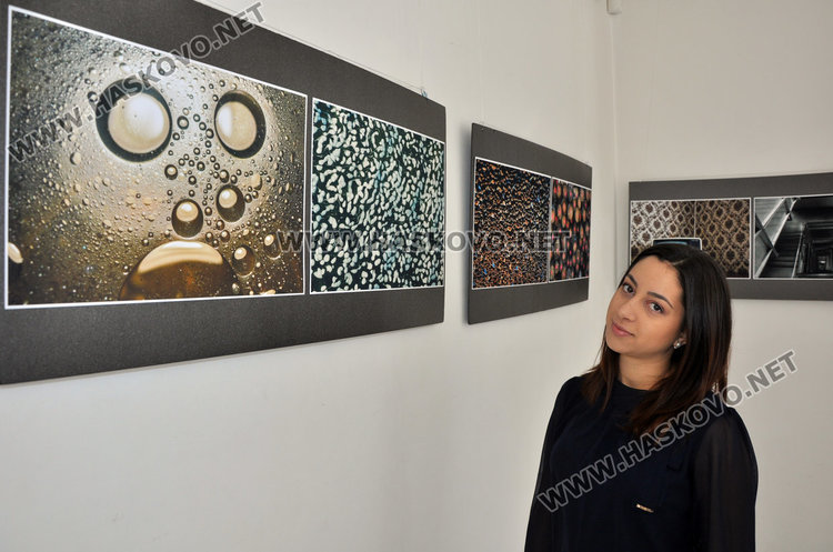 Стела Танева представя геометрия на сетивата в галерия „Форум“