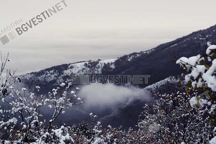 Мъгли и облаци в понеделник-прехвърча сняг и захладнява