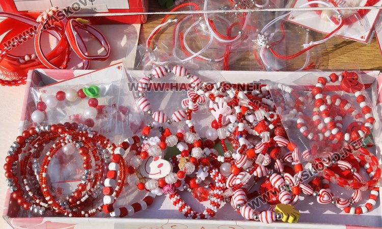 Първите търговци на мартеници се появиха в Димитровград