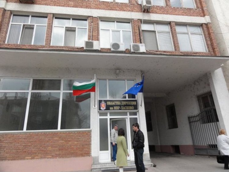 Търсят с конкурс 12 полицаи и 10 катаджии в Хасково