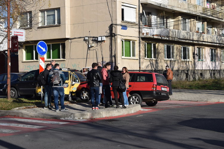 Две немски возила се сблъскаха, резултатът-двама в болницата