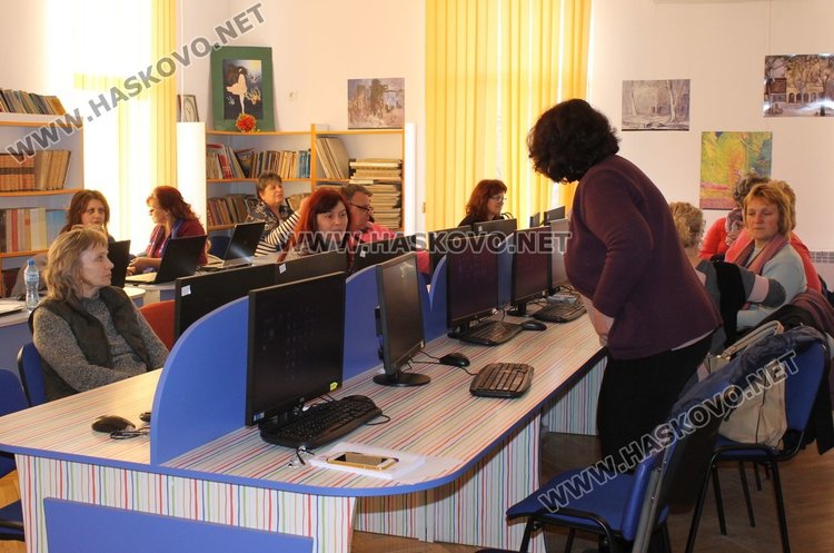 Представиха най-мащабния световен портал за образование в Димитровград