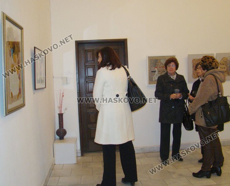 Графики и колажи на творец от Димитровград ще представи в изложба галерия "Петко Чурчулиев".