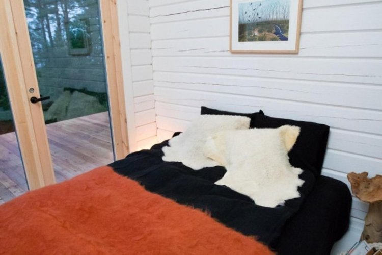 Остров само за жени (видео)